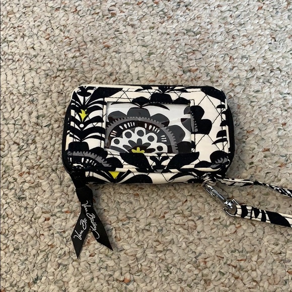 Vera Bradley Wristlet - Picture 2 of 3